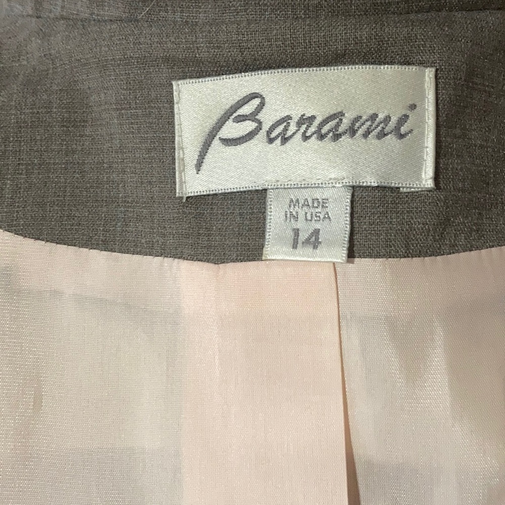 Barami Jacket - image 4